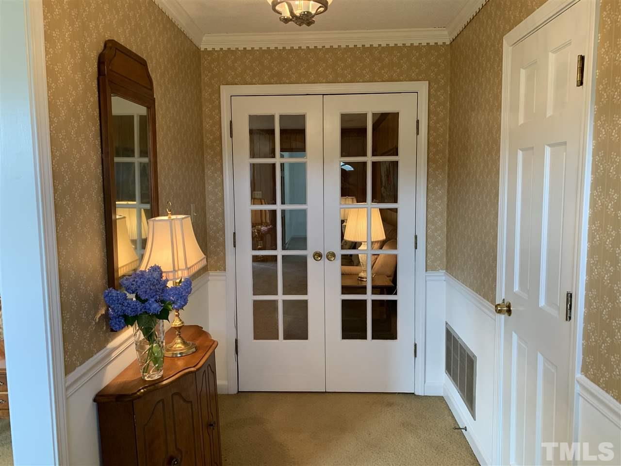 5313 Ten-Ten Road Apex, NC 27539 - Photo 8 of 29 Gallery Image 8