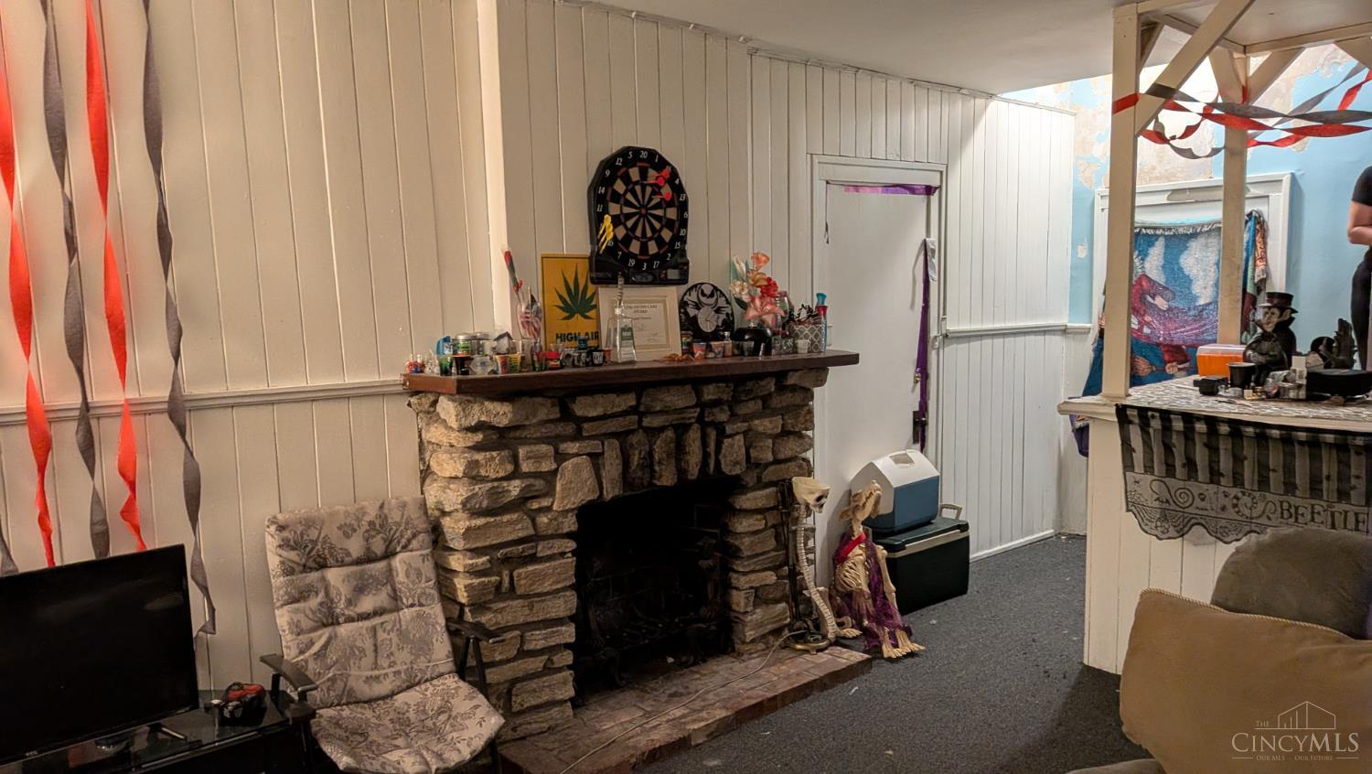 2214 West North Bend Road Cincinnati, OH 45239 - Photo 8 of 19