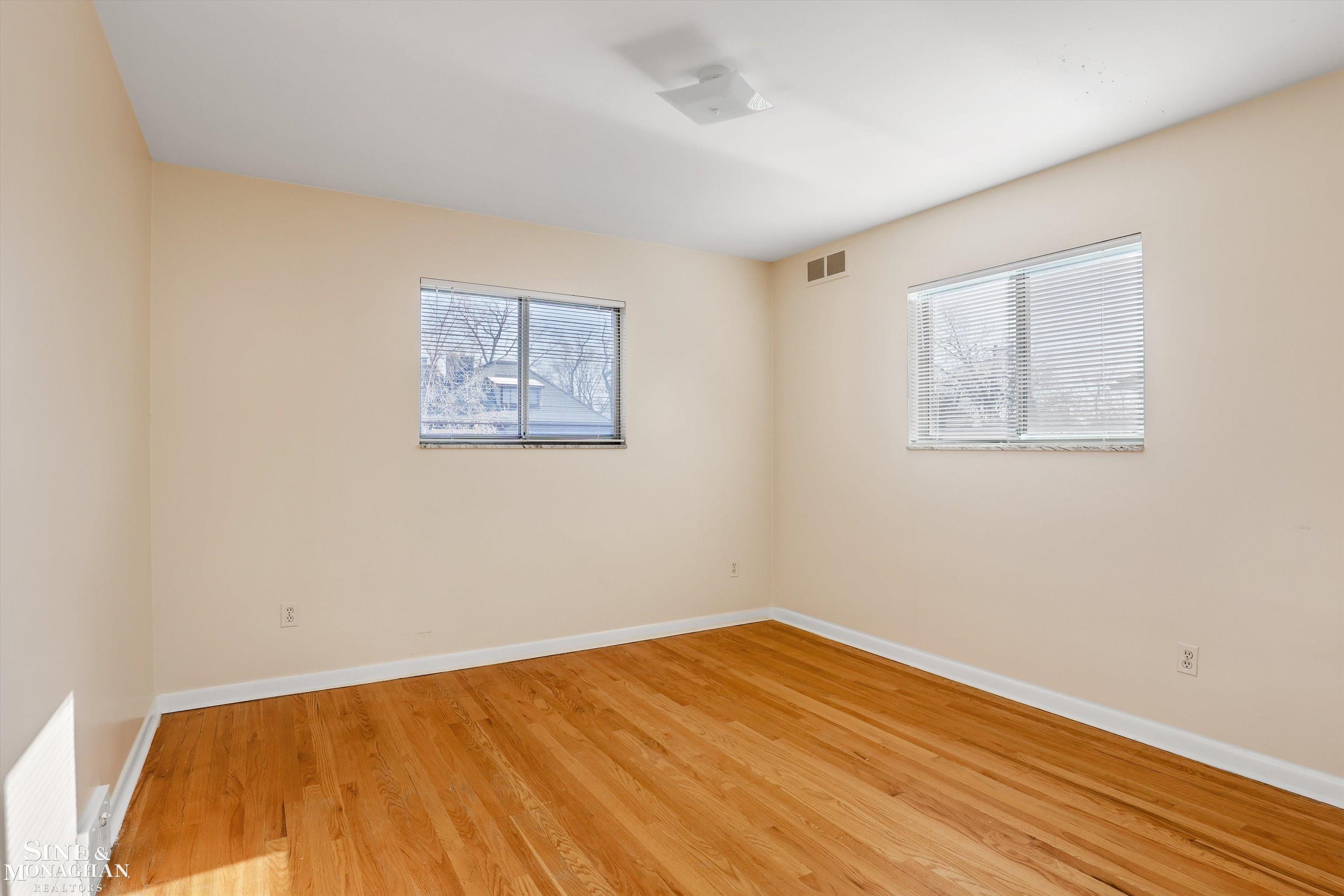 930-932 Trombley Road Grosse Pointe, MI 48230 - Photo 16 of 31 50127165-15.JPG