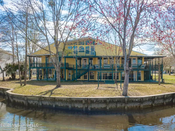 $599,000 | 6132 Shawnee Street, Kiln, MS 39556
