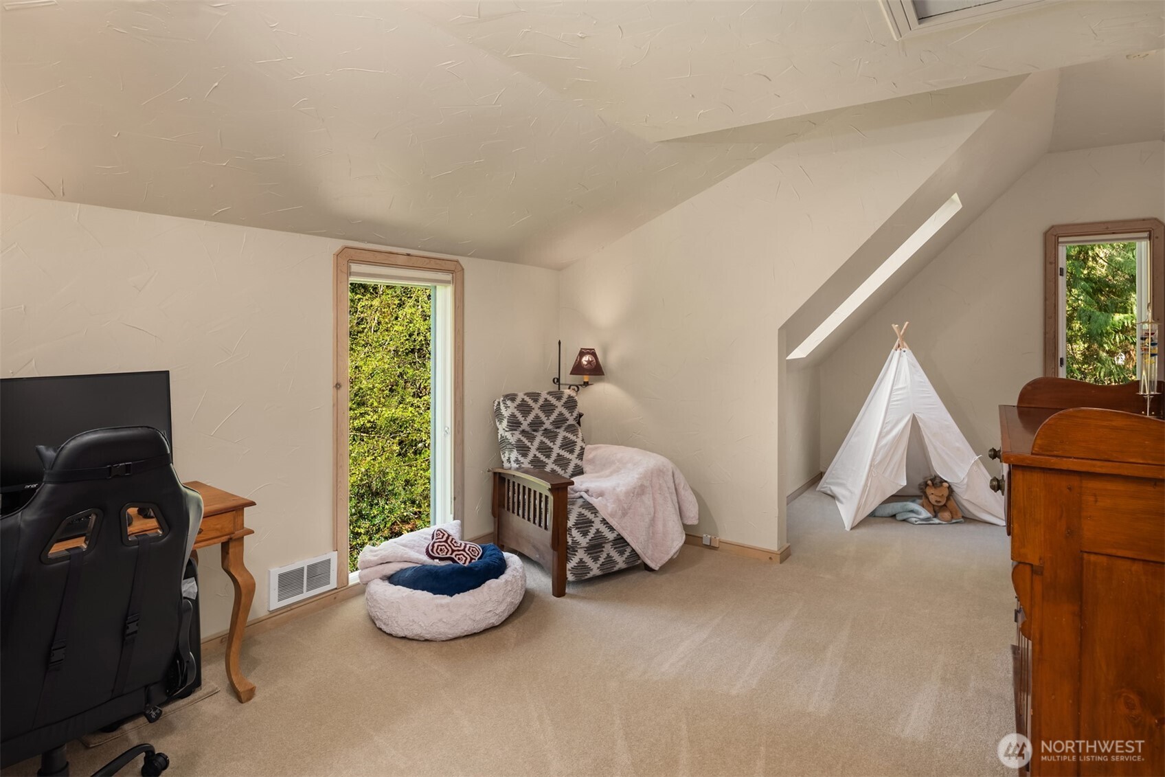17222 West Wishon Road Snohomish, WA 98290 - Photo 19 of 39 Gallery Image 19