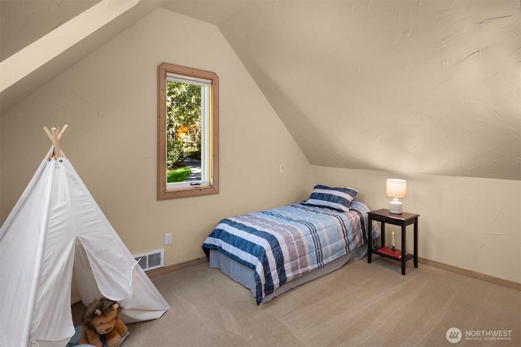 17222 West Wishon Road Snohomish, WA 98290 - Photo 20 of 39 Gallery Image 20
