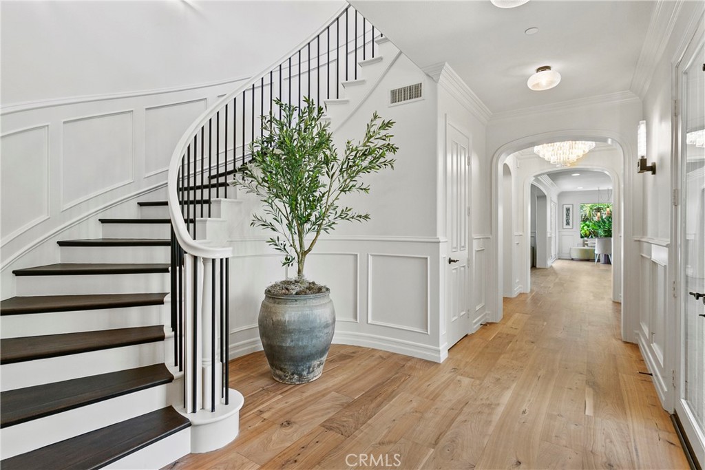7 Kent Court Ladera Ranch, CA 92694 - Photo 28 of 49 a view of entryway with wooden floor