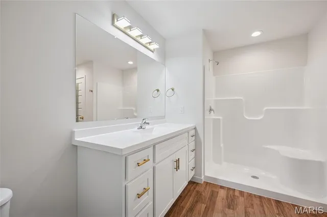 $275,500 | 2942 Marathon Drive, De Soto, MO 63020