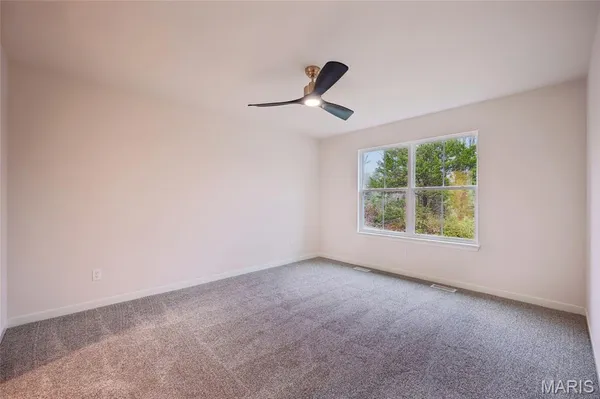 $275,500 | 2942 Marathon Drive, De Soto, MO 63020