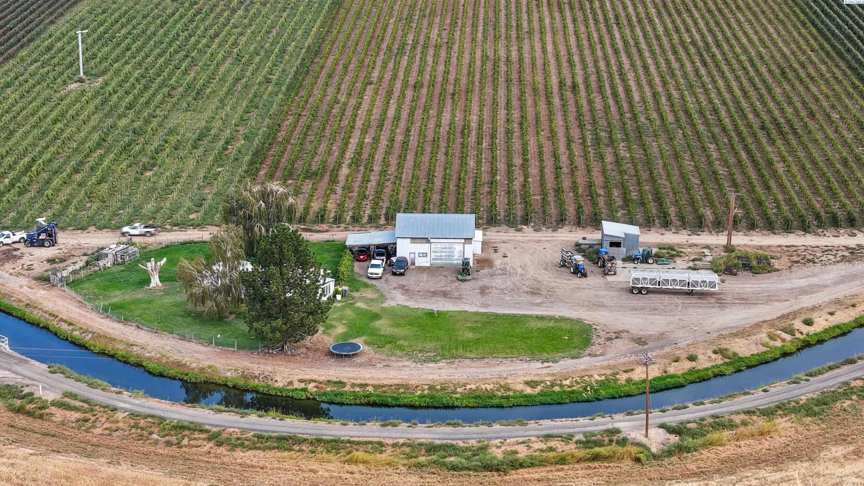 46608 North Gap Road Prosser, WA 99350 - Photo 7 of 11 Gallery Image 7