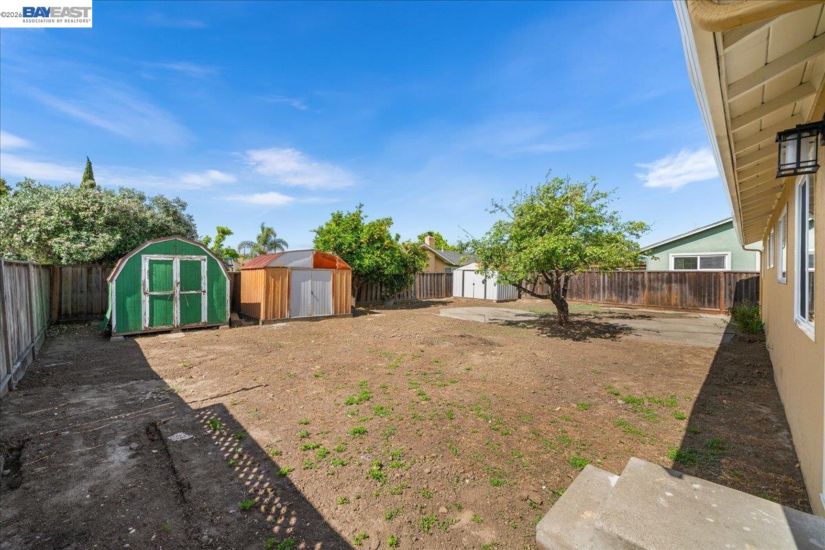37229 Edith Street Newark, CA 94560 - Photo 14 of 26