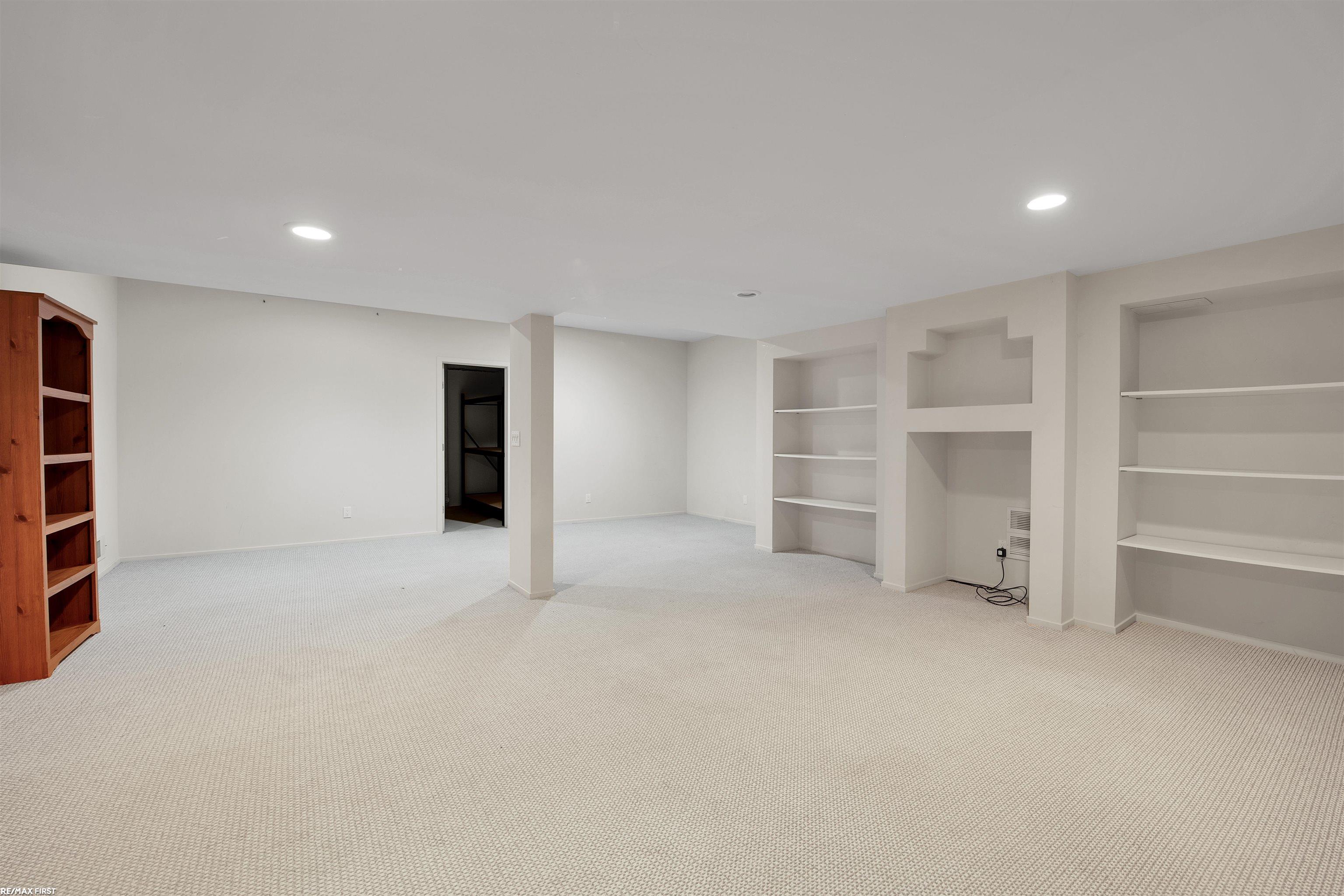 5114 Stonehenge Drive Rochester, MI 48306 - Photo 31 of 53