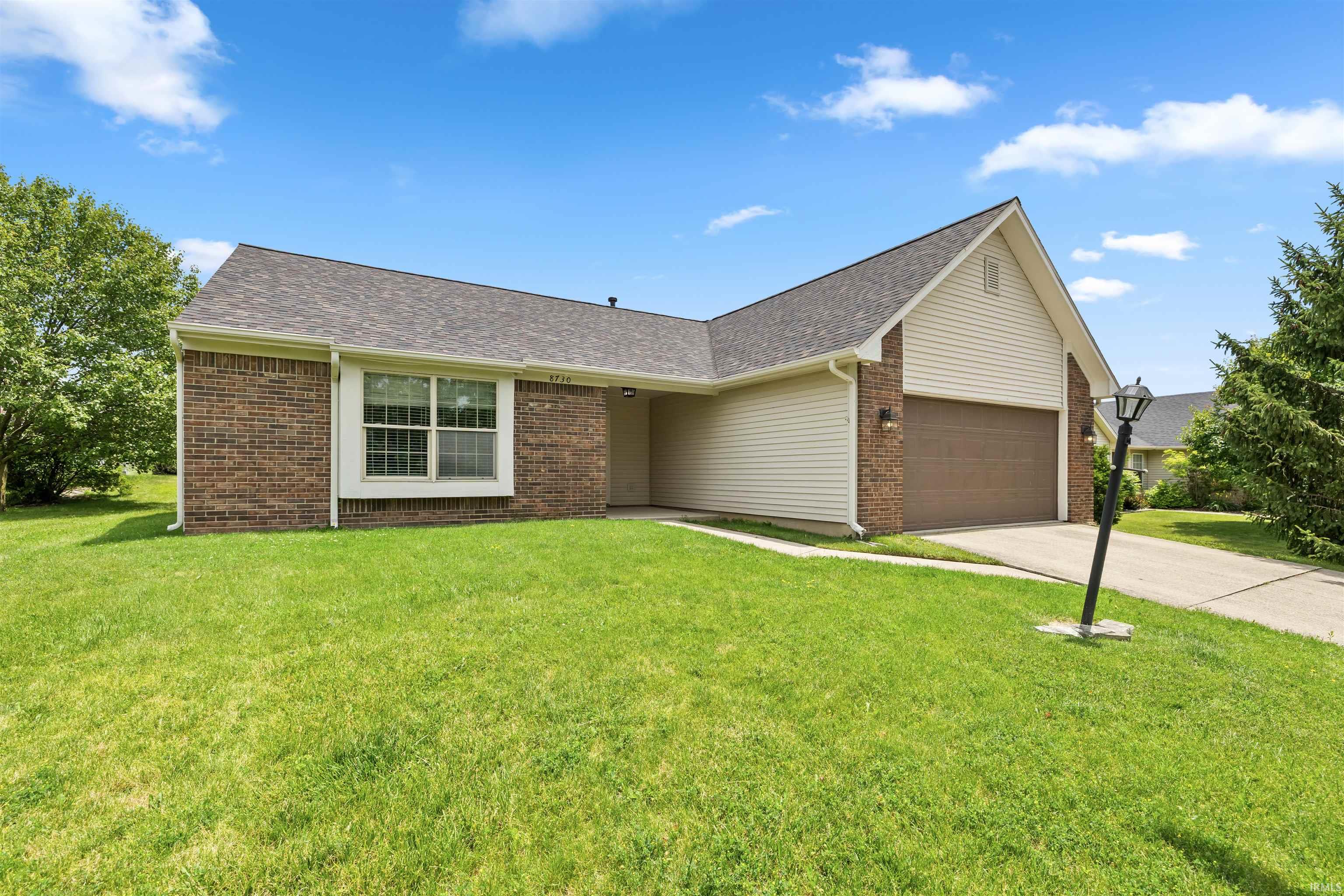 8730 Snowgoose Lane Fort Wayne, IN 46825 - Photo 2 of 29