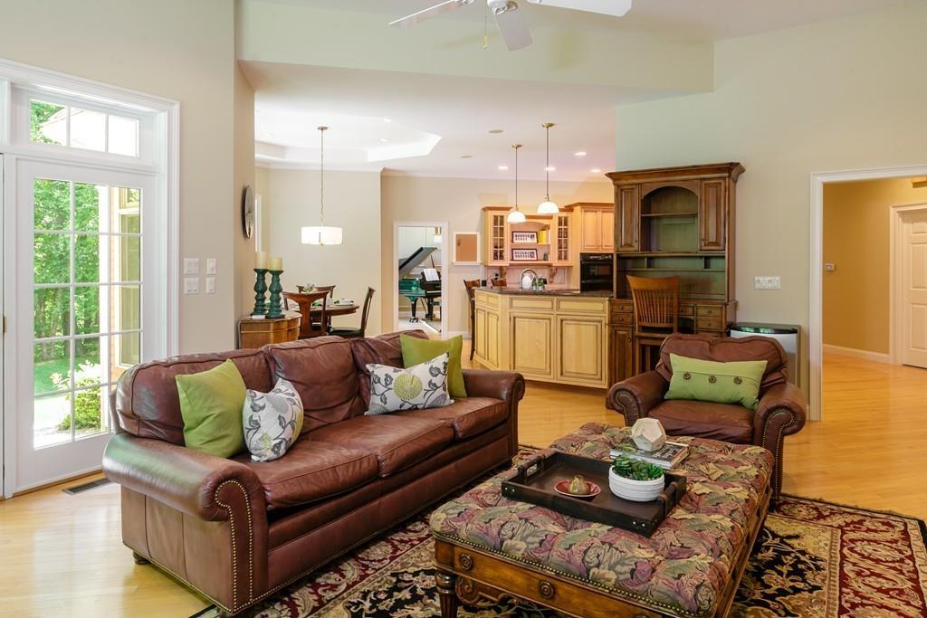 20 Flint Road Concord, MA 01742 - Photo 11 of 40