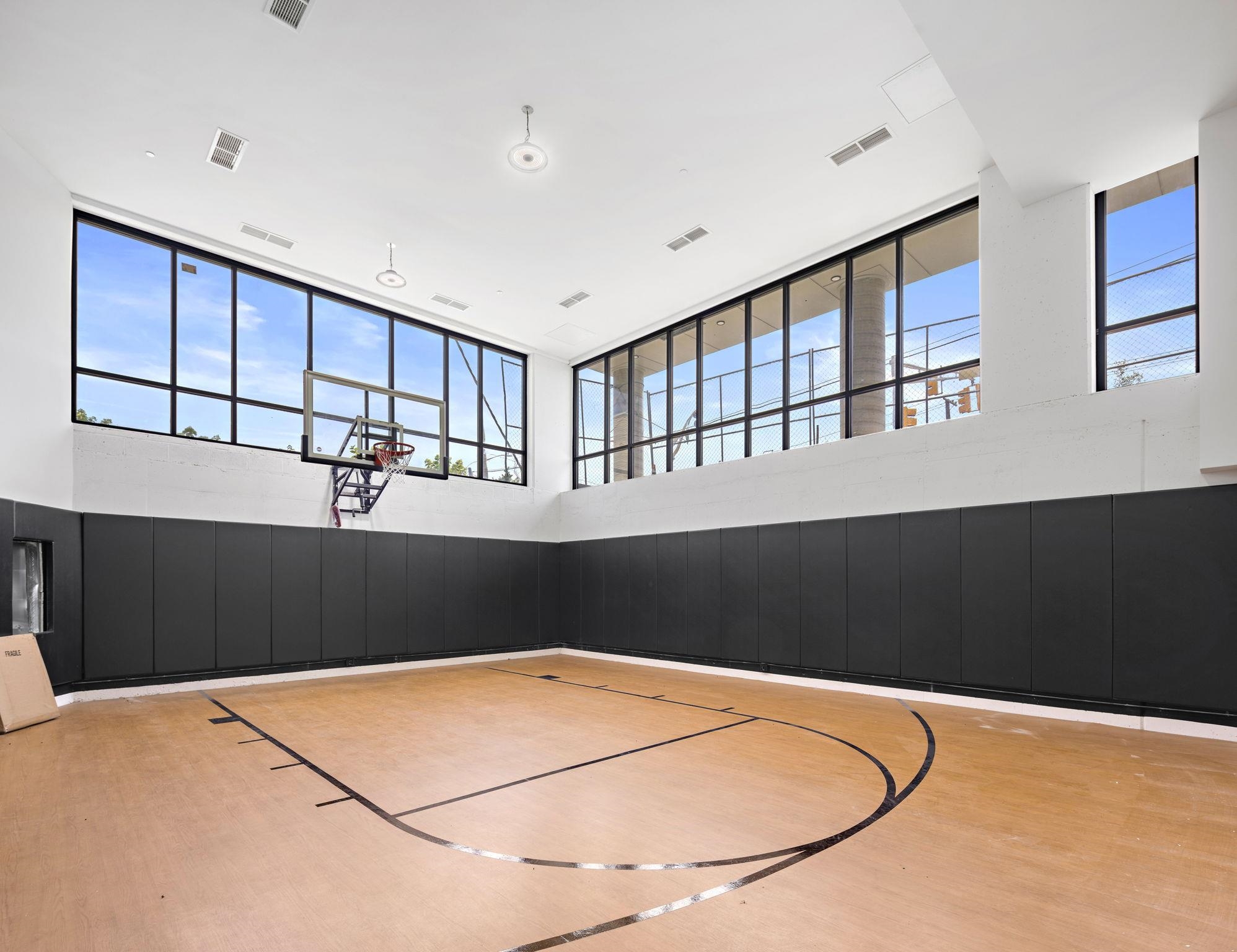 5711 John F. Kennedy Boulevard, Unit 306 North Bergen, NJ 07047 - Photo 25 of 31 a view of a living room with windows