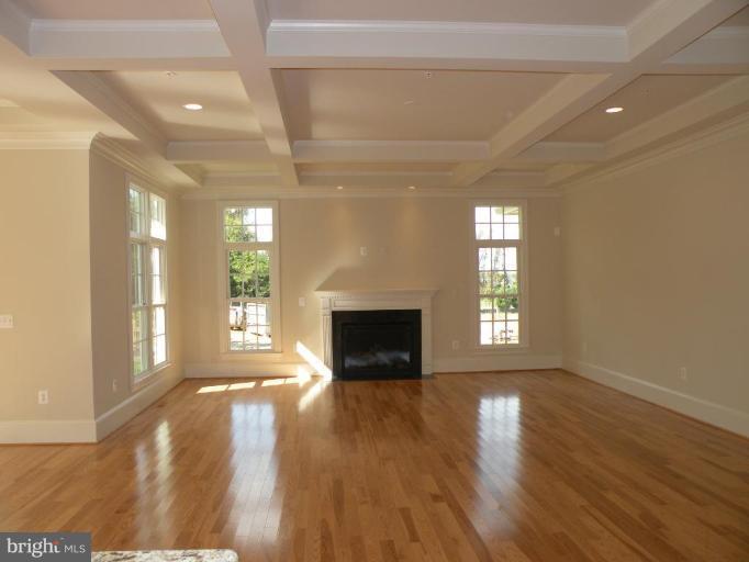 11404 Falls Road Potomac, MD 20854 - Photo 10 of 21 Family Room