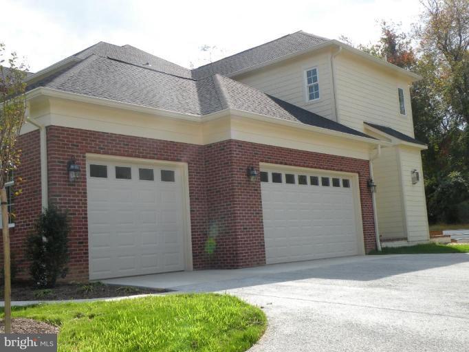 11404 Falls Road Potomac, MD 20854 - Photo 4 of 21 Exterior #3