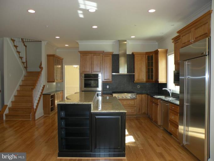 11404 Falls Road Potomac, MD 20854 - Photo 6 of 21 Kitchen #2