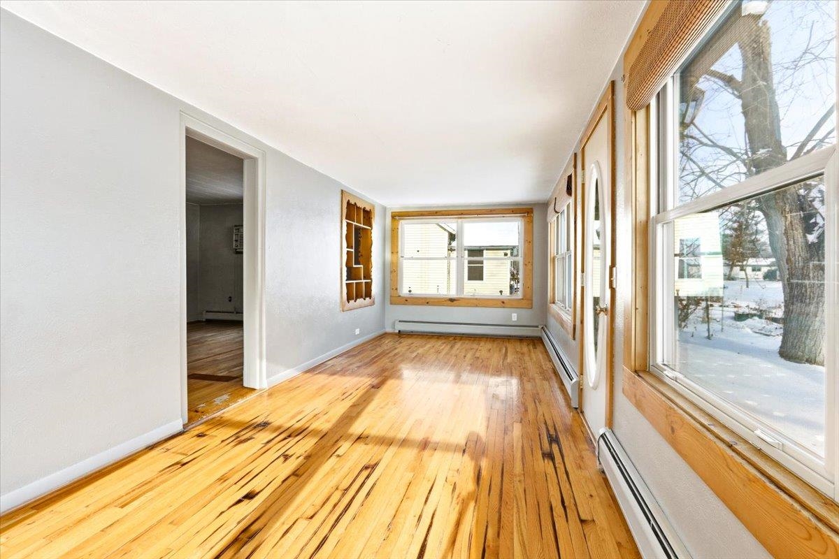 349 South Linden Street Adams, WI 53910 - Photo 5 of 42