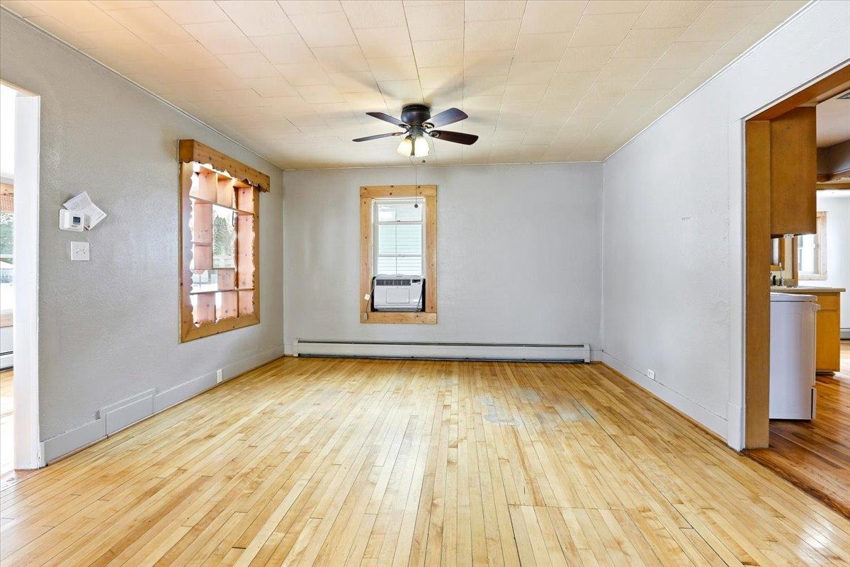 349 South Linden Street Adams, WI 53910 - Photo 8 of 42