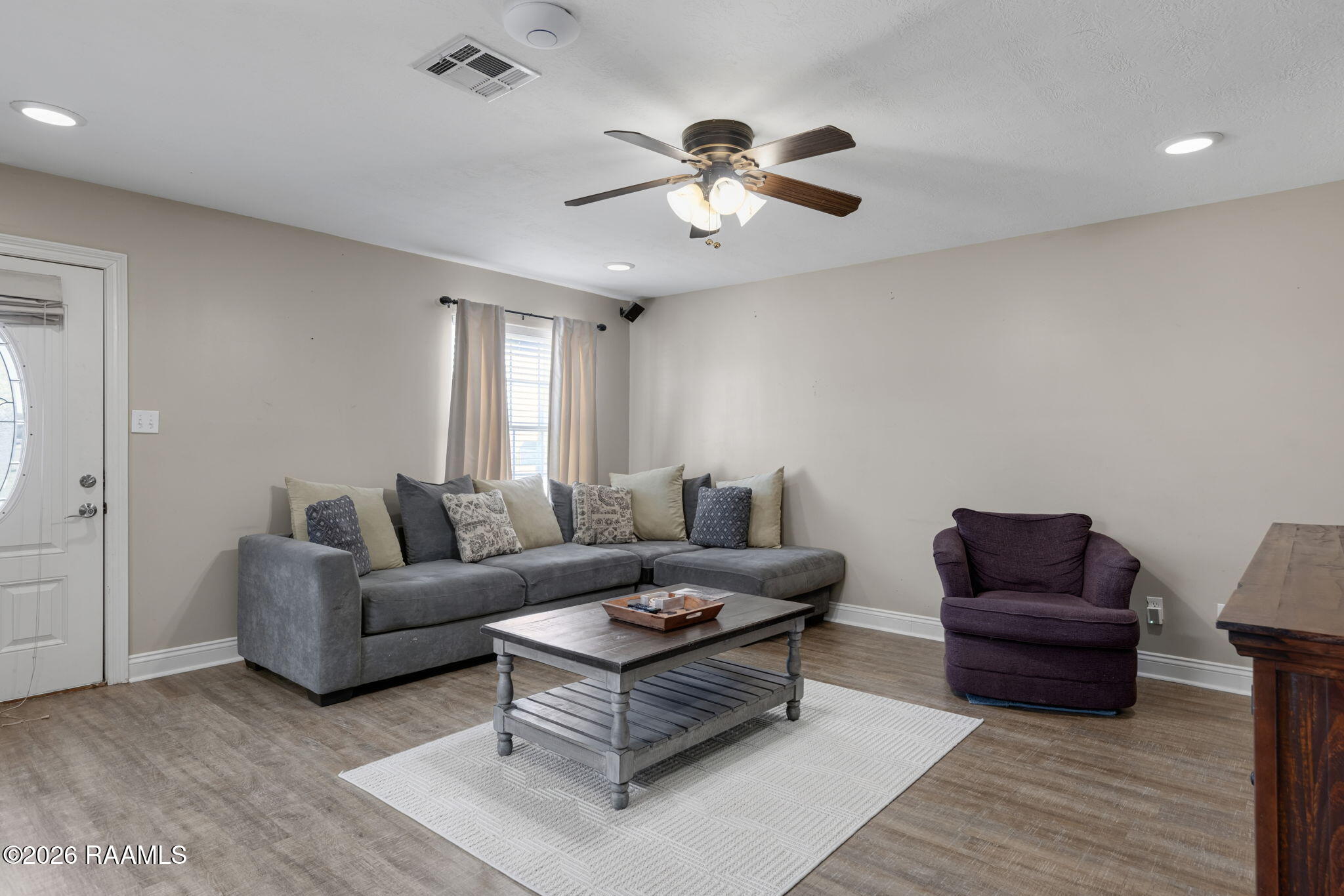 213 Meda Road Duson, LA 70529 - Photo 3 of 25 Living room