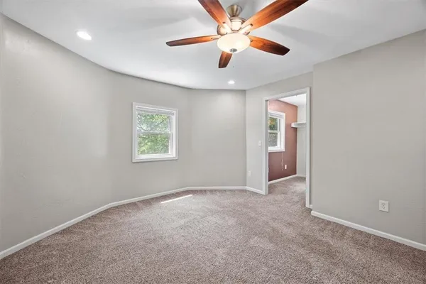 $2,100 | 38 Pasadena Street, Pittsburgh, PA 15211