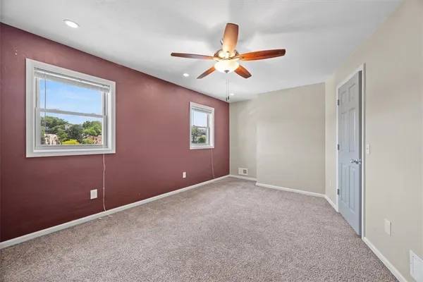 $2,100 | 38 Pasadena Street, Pittsburgh, PA 15211