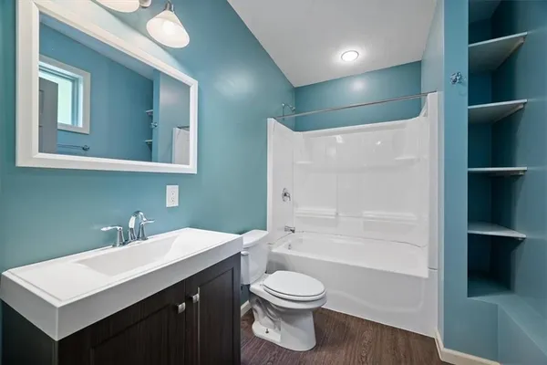 $2,100 | 38 Pasadena Street, Pittsburgh, PA 15211