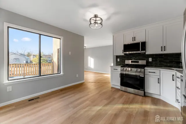 $615,000 | 40 Emerald Lane, Old Bridge, NJ 08857