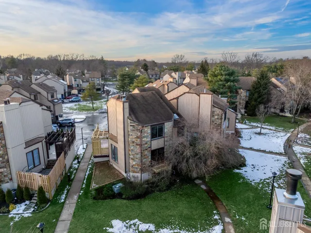 $615,000 | 40 Emerald Lane, Old Bridge, NJ 08857