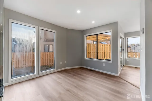 $615,000 | 40 Emerald Lane, Old Bridge, NJ 08857