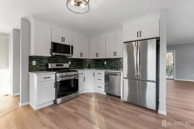 $615,000 | 40 Emerald Lane, Old Bridge, NJ 08857