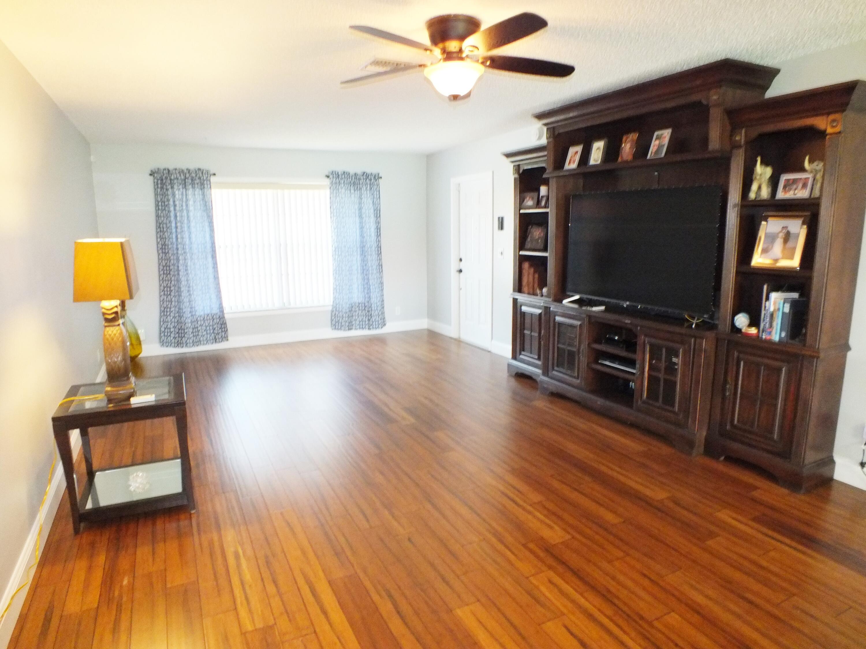 4480 Ficus Tree Road, Unit B Boynton Beach, FL 33436 - Photo 4 of 49 DSCF7297 (2)