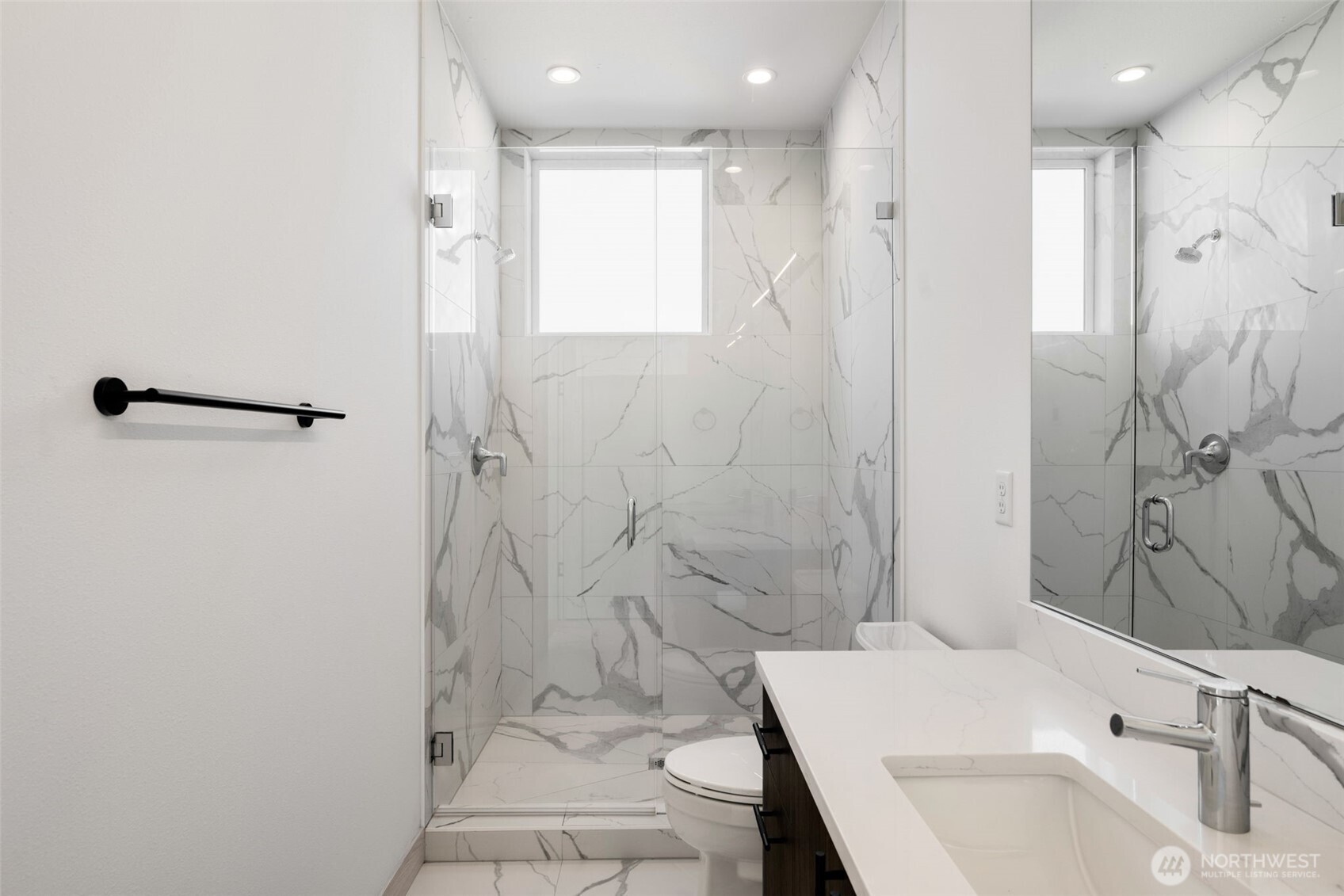 6719 Carleton Avenue South, Unit B Seattle, WA 98108 - Photo 17 of 24