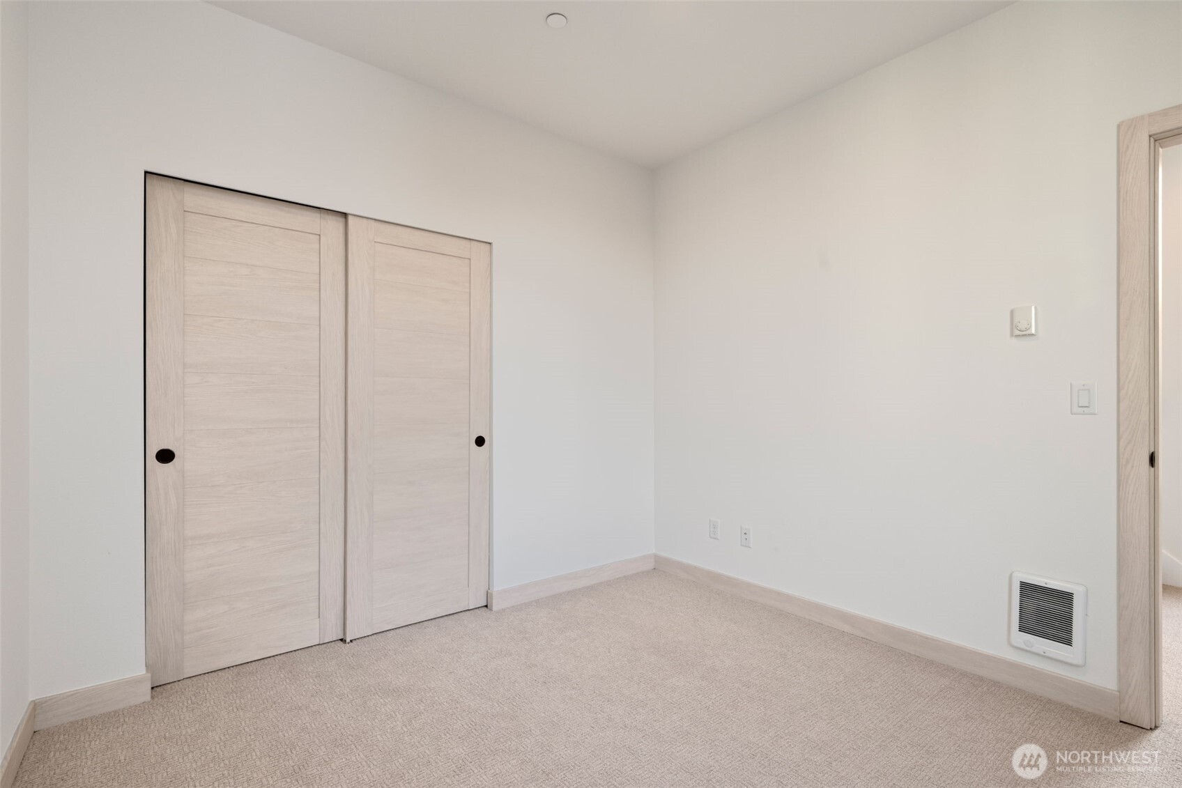 6719 Carleton Avenue South, Unit B Seattle, WA 98108 - Photo 19 of 24