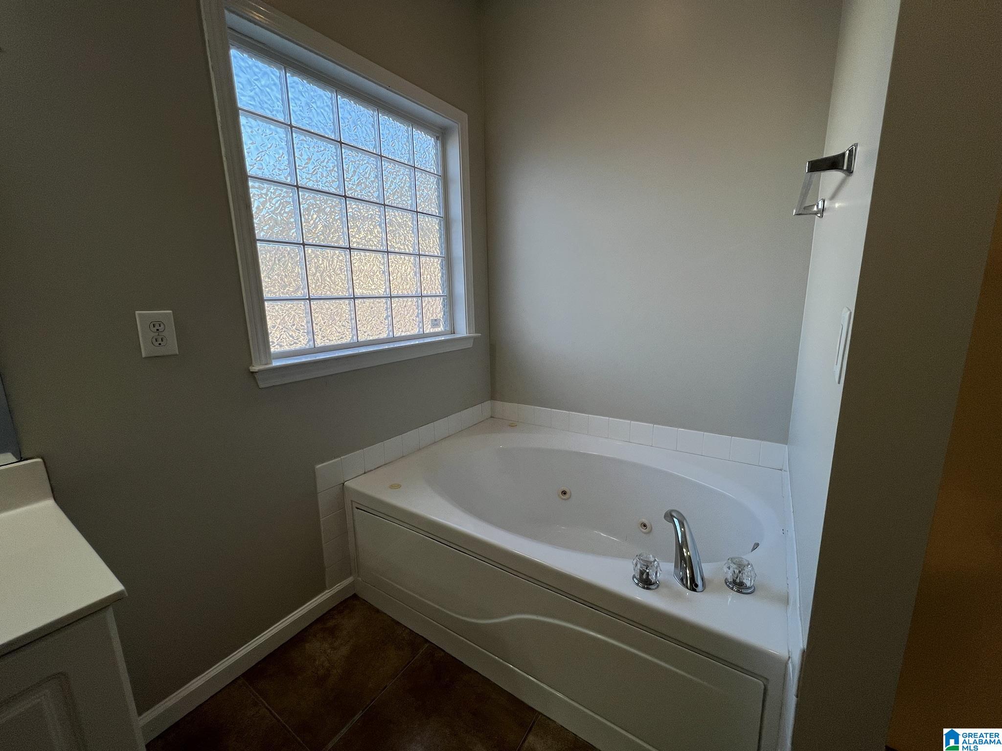 2285 Forest Lakes Lane Sterrett, AL 35147 - Photo 15 of 28