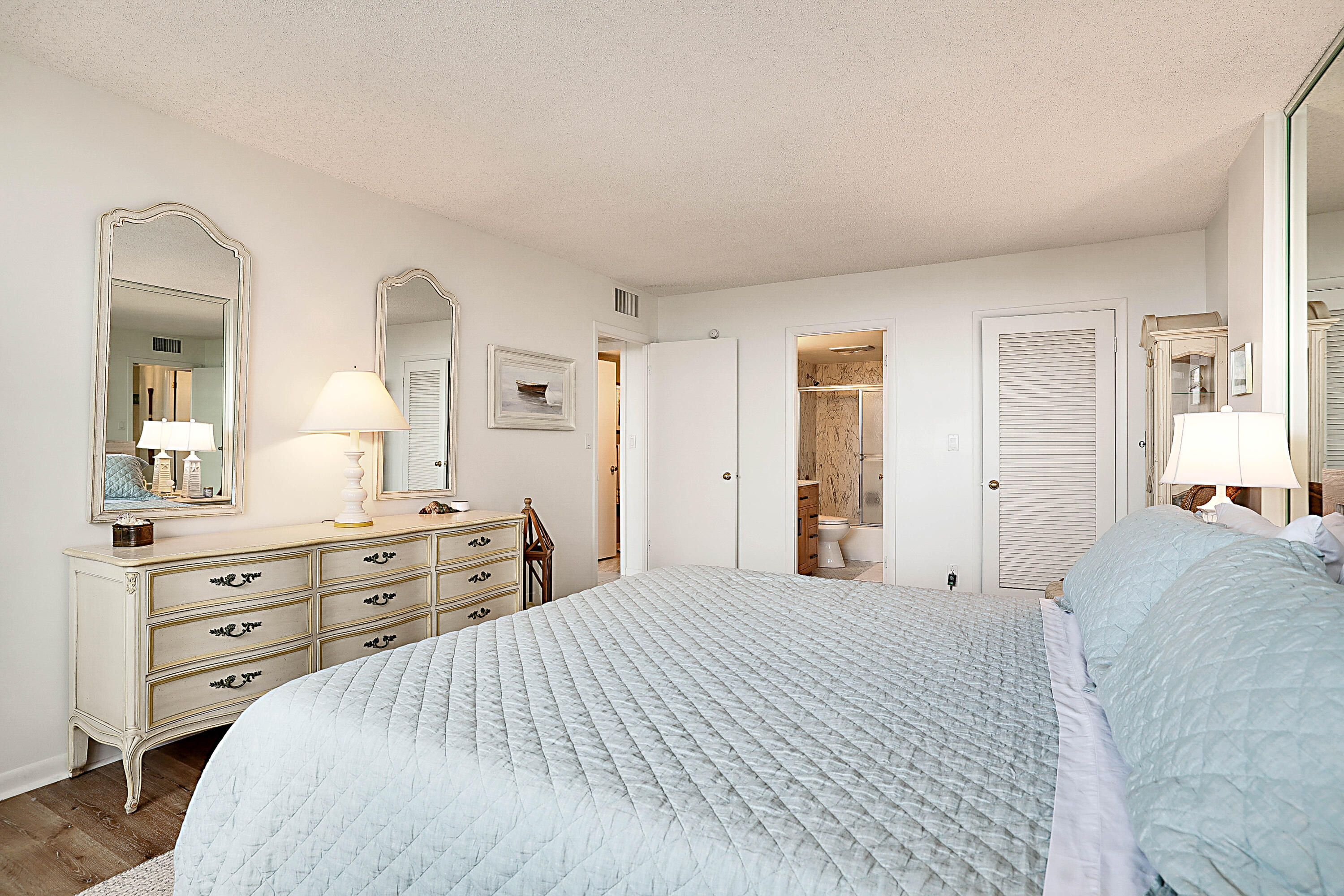 2121 North Ocean Boulevard, Unit 407W Boca Raton, FL 33431 - Photo 27 of 60 Principal bedroom