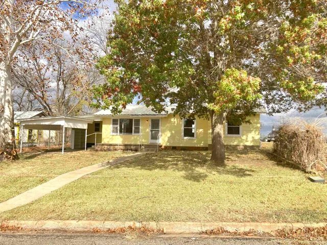 $1,500 | 703 West Ollie Street, Llano, TX 78643