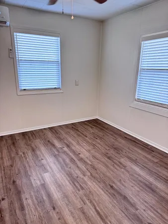 $1,350 | 703 West Ollie Street, Llano, TX 78643