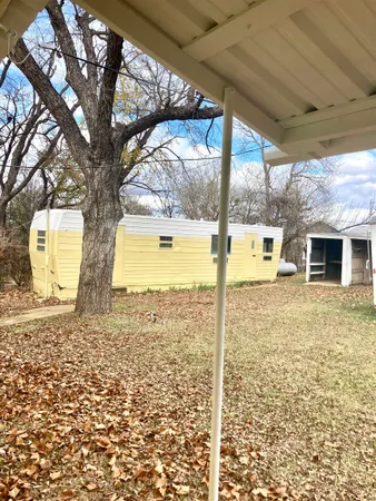 $1,350 | 703 West Ollie Street, Llano, TX 78643