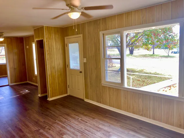 $1,500 | 703 West Ollie Street, Llano, TX 78643