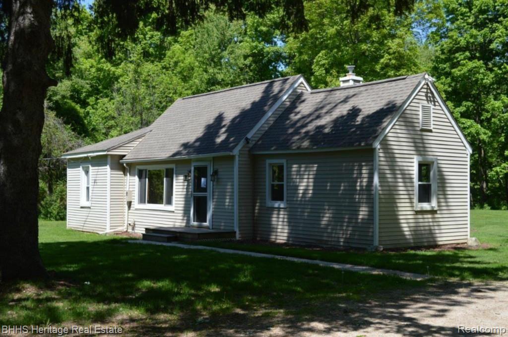 4075 Seim Road Howell, MI 48843 - Photo 19 of 22 38512.jpg
