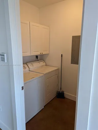 $2,700 | 1789 Northeast Miami Gardens Drive, Unit W304, Miami, FL 33179