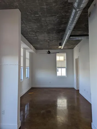 $2,700 | 1789 Northeast Miami Gardens Drive, Unit W304, Miami, FL 33179