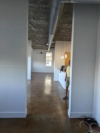 $2,700 | 1789 Northeast Miami Gardens Drive, Unit W304, Miami, FL 33179