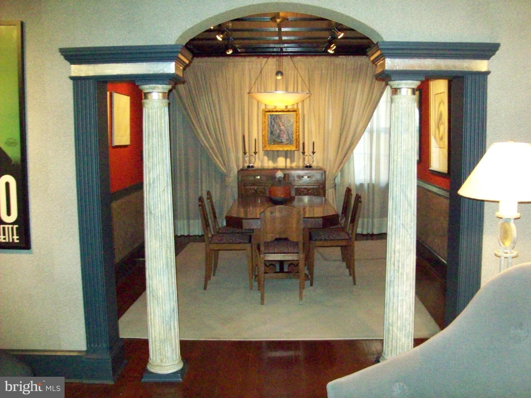 3157 Adams Mill Road Northwest Washington, DC 20010 - Photo 5 of 26 Living Room