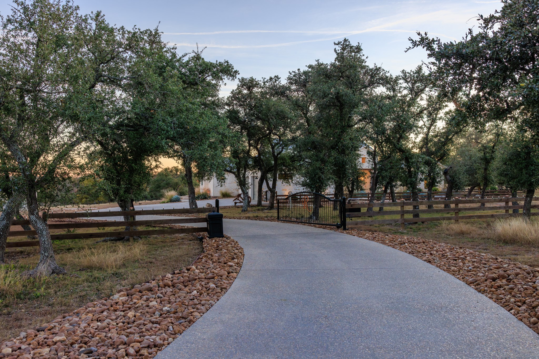 176 Inspiration Loop Fredericksburg, TX 78624 - Photo 26 of 27