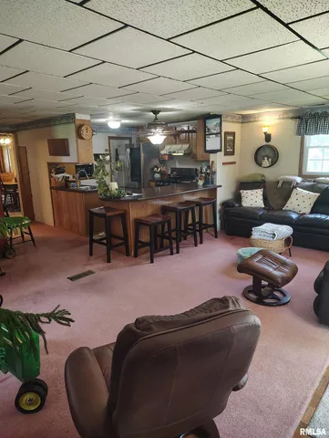 $178,900 | 21401 North Il Highway, Cuba, IL 61427