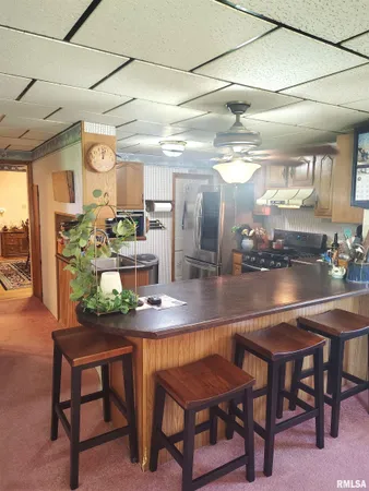 $150,000 | 21401 North Il Highway, Cuba, IL 61427