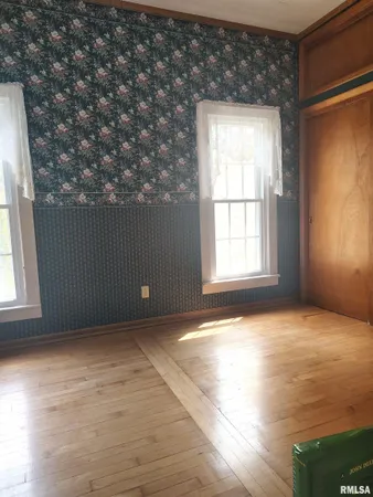 $150,000 | 21401 North Il Highway, Cuba, IL 61427