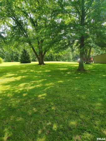 $150,000 | 21401 North Il Highway, Cuba, IL 61427