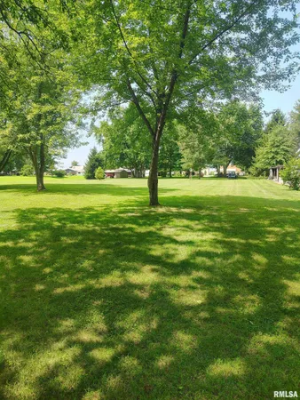 $150,000 | 21401 North Il Highway, Cuba, IL 61427