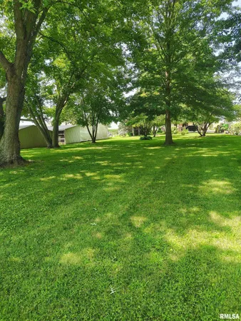 $150,000 | 21401 North Il Highway, Cuba, IL 61427