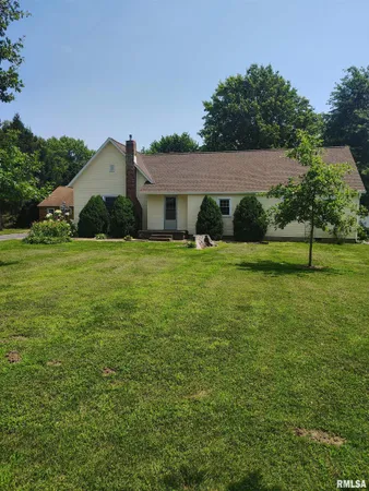 $150,000 | 21401 North Il Highway, Cuba, IL 61427